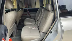 Toyota Highlander 2009 Silver