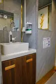 Lux Flush: Sayar da Rufin Wanka na Waje - 2