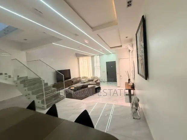 4 Bedroom House for Rent in Jahi with BQ, Pool, Gym - 1