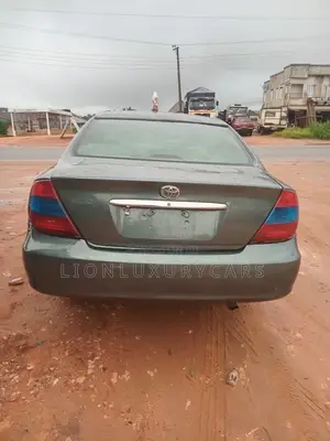 Toyota Camry 2004 Green