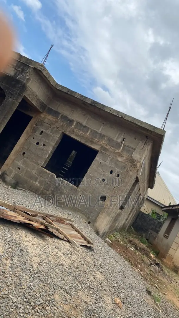 3-Bedroom Room & Parlour Uncompleted Building for Sale in Ikorodu - 1