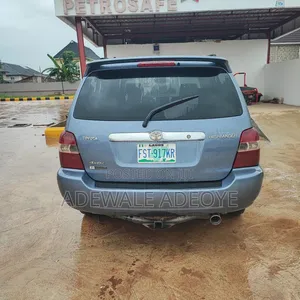 Toyota Highlander 2006 Blue