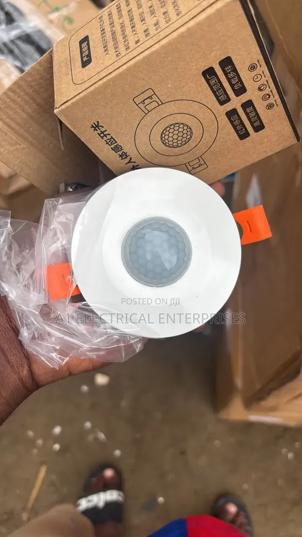 Pop Motion Sensor - Sarai Haske - 1
