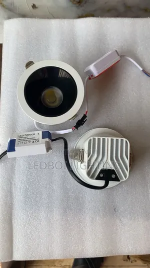 Ledboi Lighting 7W Spotlight (Single/Double Colour)