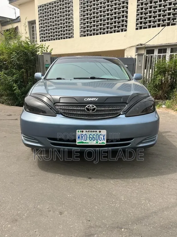 Toyota Camry 3.0 V6 Automatic 2006 Blue - 1