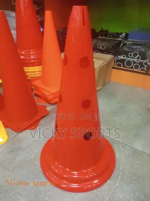 American Fitness Na Koyarwa Cones (Saitin 4)
