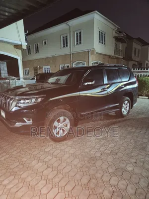 Toyota Land Cruiser Prado 4.0 Petrol TX-L 2022 Black