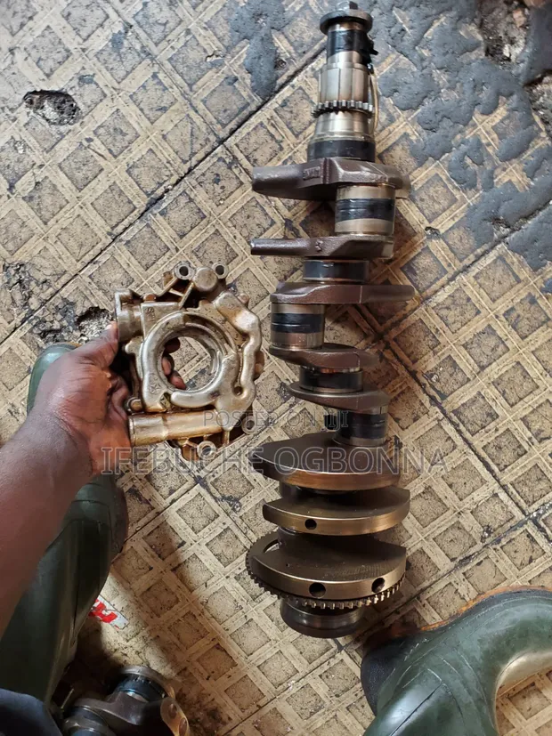 Crankshaft for Dodge Ram/Challenger/Durango 5.7L 16 Plugs - 1