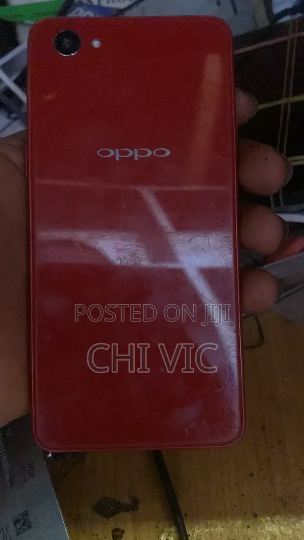 Oppo F7 64GB Red - 1