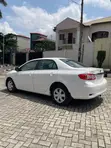 Toyota Corolla 2011 White - 4