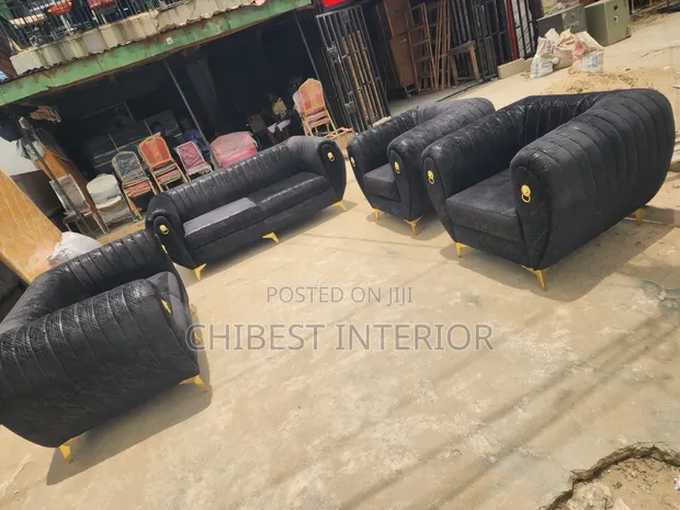 Luxury Black Sofa Set - 1