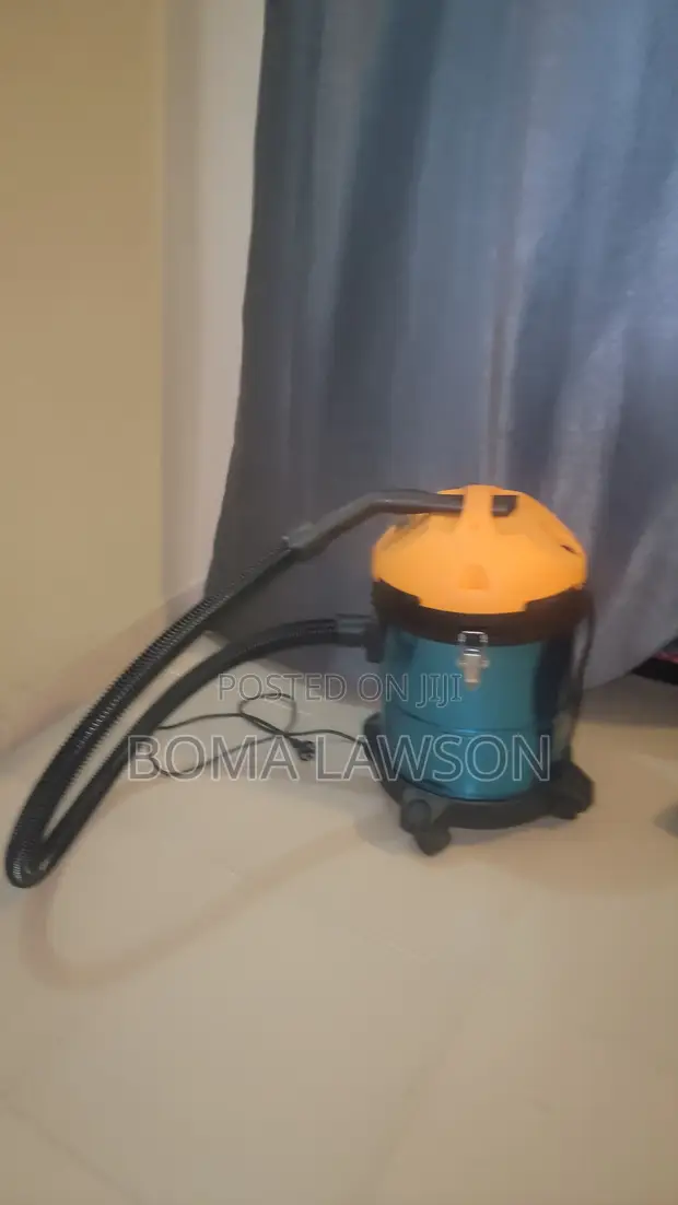 Used Vacuum Cleaner - 1