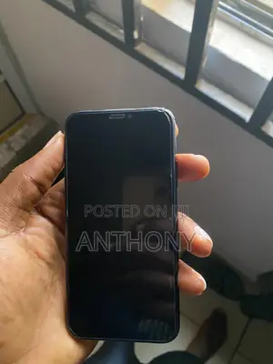 Apple iPhone X 64GB Black