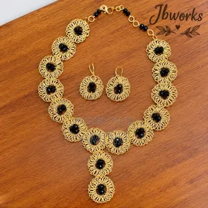 Beautiful Wirework Necklace and Earrings Set