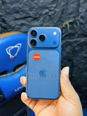 Apple iPhone 17 Pro 256GB Blue
