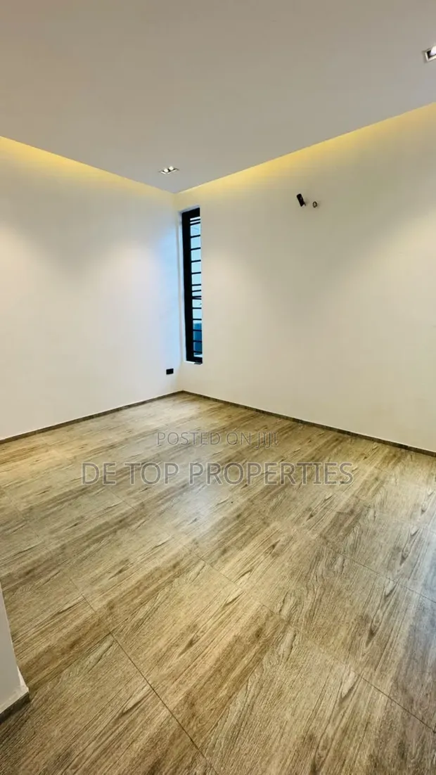 5 Bedroom Duplex da BQ & Pool a Ikota Lekki - 1