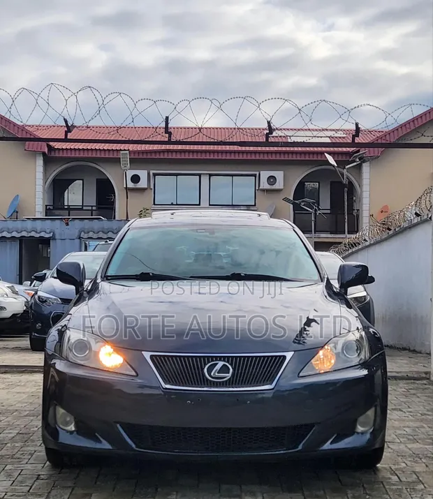 Lexus IS 250 2008 Grey - 1