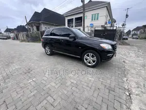 Mercedes-Benz M-Class ML 350 4Matic 2013 Black