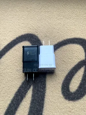 Samsung Charger Head (Black & White)
