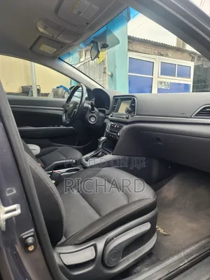 2018 Hyundai Elantra SE Gray