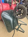 Wheelbarrow da aka shigo da shi - 1