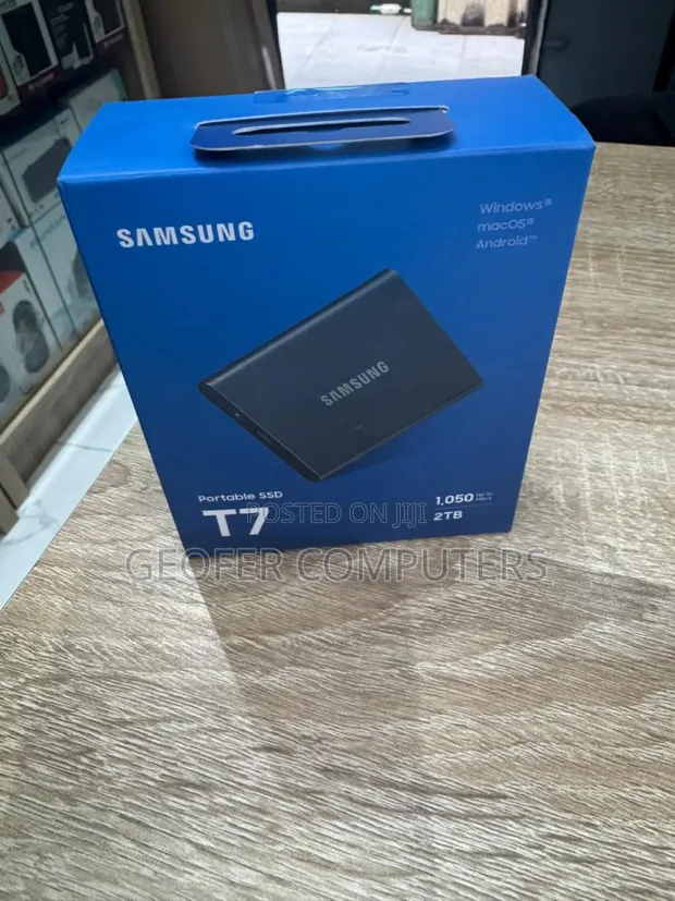 Samsung T7 2TB Mai Ɗaukar Hoto SSD 1050MB/s - 1