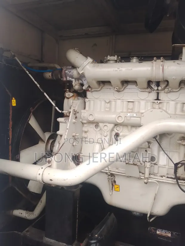 400kva 60Hz Soundproof Generator for Hire - 1