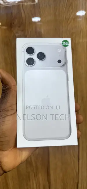 New Apple iPhone 17 Pro Max 256GB Silver