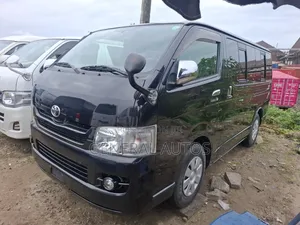 Toyota HiAce 2010 Baki Super GL