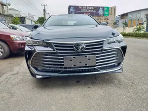 2020 Toyota Avalon XLE Black