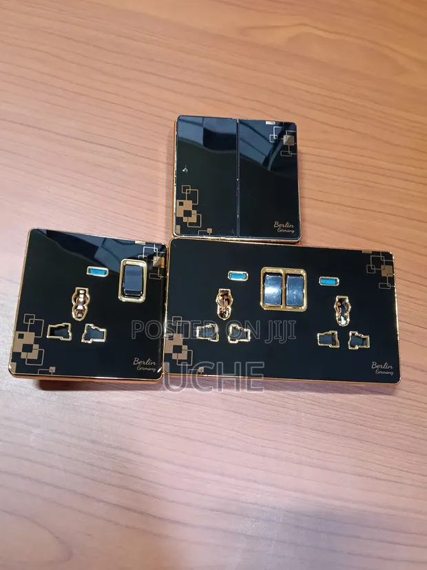 Berlin H2•5-208 Socket and Switches - Black and Gold - 1