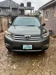 Toyota Highlander 3.5L 4WD 2013 Green - 3