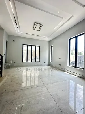 5 Bedroom Duplex da Pool & Gym a Old Ikoyi, Legas