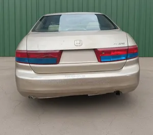 Honda Accord 2004 Gold Automatic