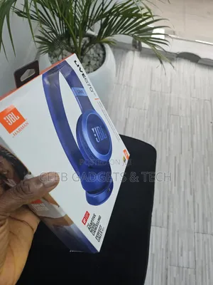 New JBL Live 670NC Headphones