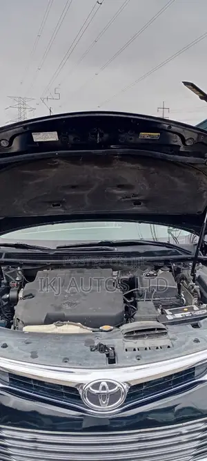 Toyota Avalon Limited Sedan ta 2014