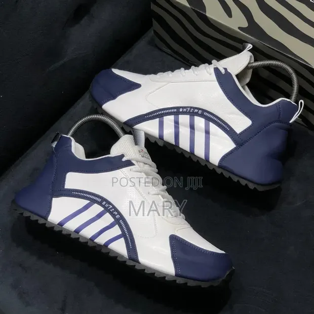 Louis Vuitton Unisex Sneakers - 1