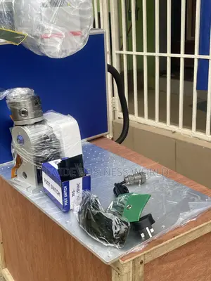 50W MAX Fiber Laser Marking Engraver tare da Rotary Module