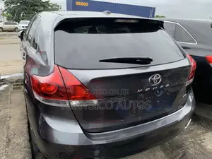 2014 Toyota Venza Limited SUV - Gray