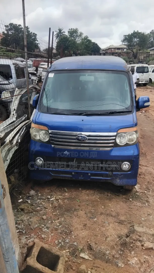 Daihatsu Hijet 2012 Black - 1