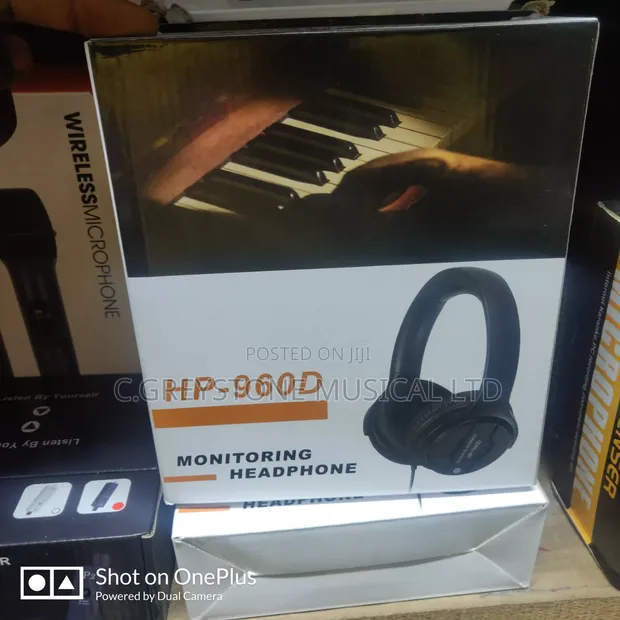 Studio Monitoring Headphones HP-960 - 1