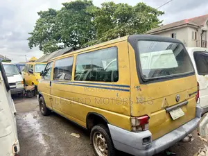 Volkswagen Transporter 2002 Yellow Long Frame