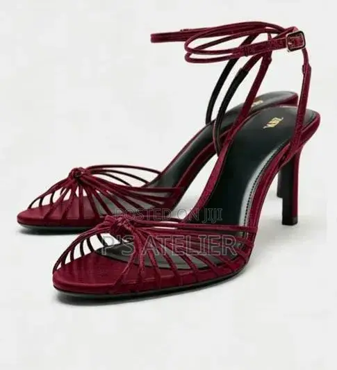 Zara Strappy Stiletto Heels - Launi Daban-daban - 1