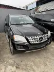 Mercedes-Benz M Class ML 350 4Matic 2011 Black - 3