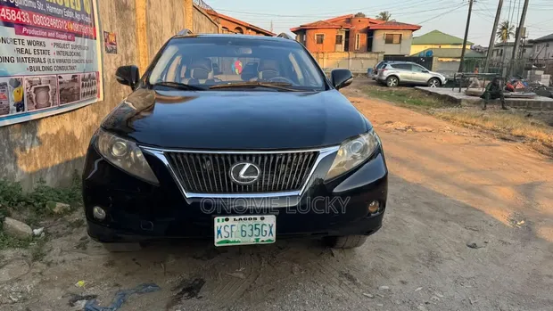 Lexus RX 2012 Baƙi - 1