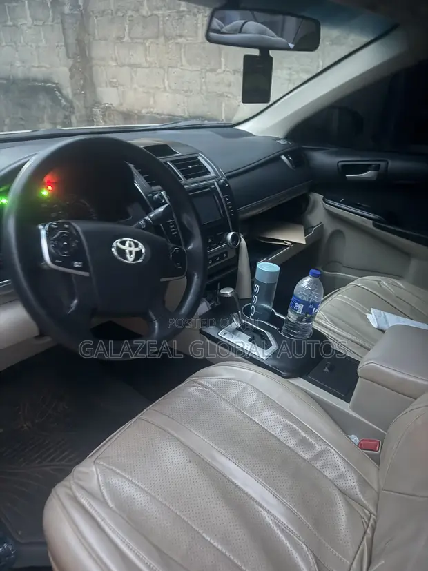 2013 Toyota Camry LE Gold - 1