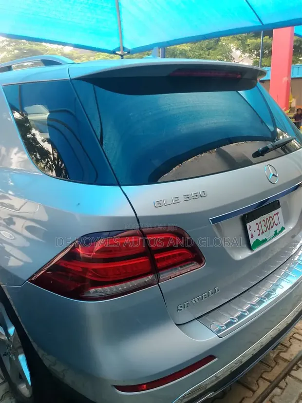 Mercedes-Benz GLE-Class 2017 Silver - 1