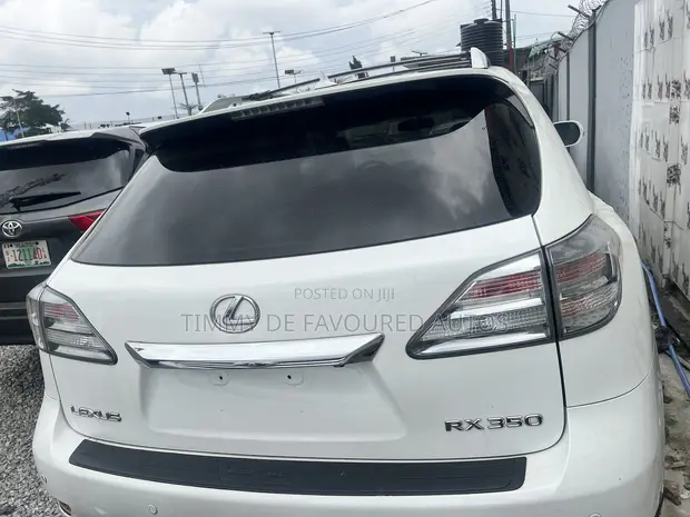 Lexus RX 350 2010 Fari - 1