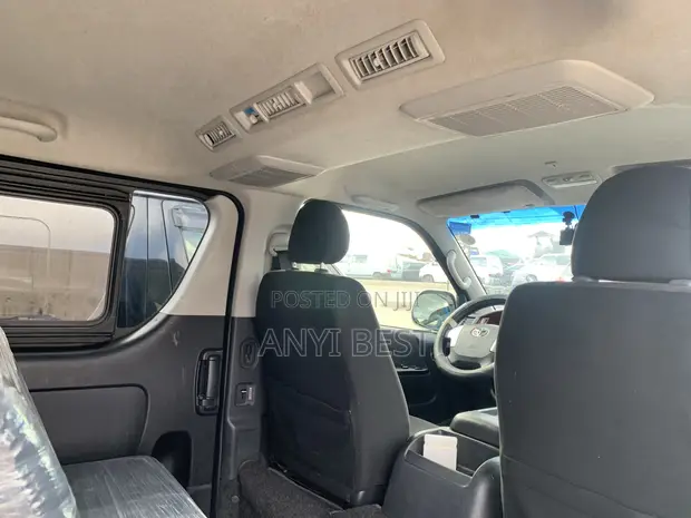 Toyota HiAce 2014 Bus - Blue - 1