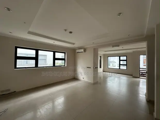 4-Bedroom Townhouse with BQ in Ikoyi for Rent - 1